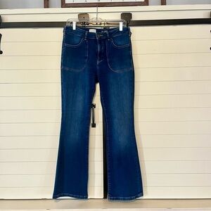 Anthropologie Pilcro Dark Wash Boot Cut Jeans Size 30 Flared Stretchy Soft